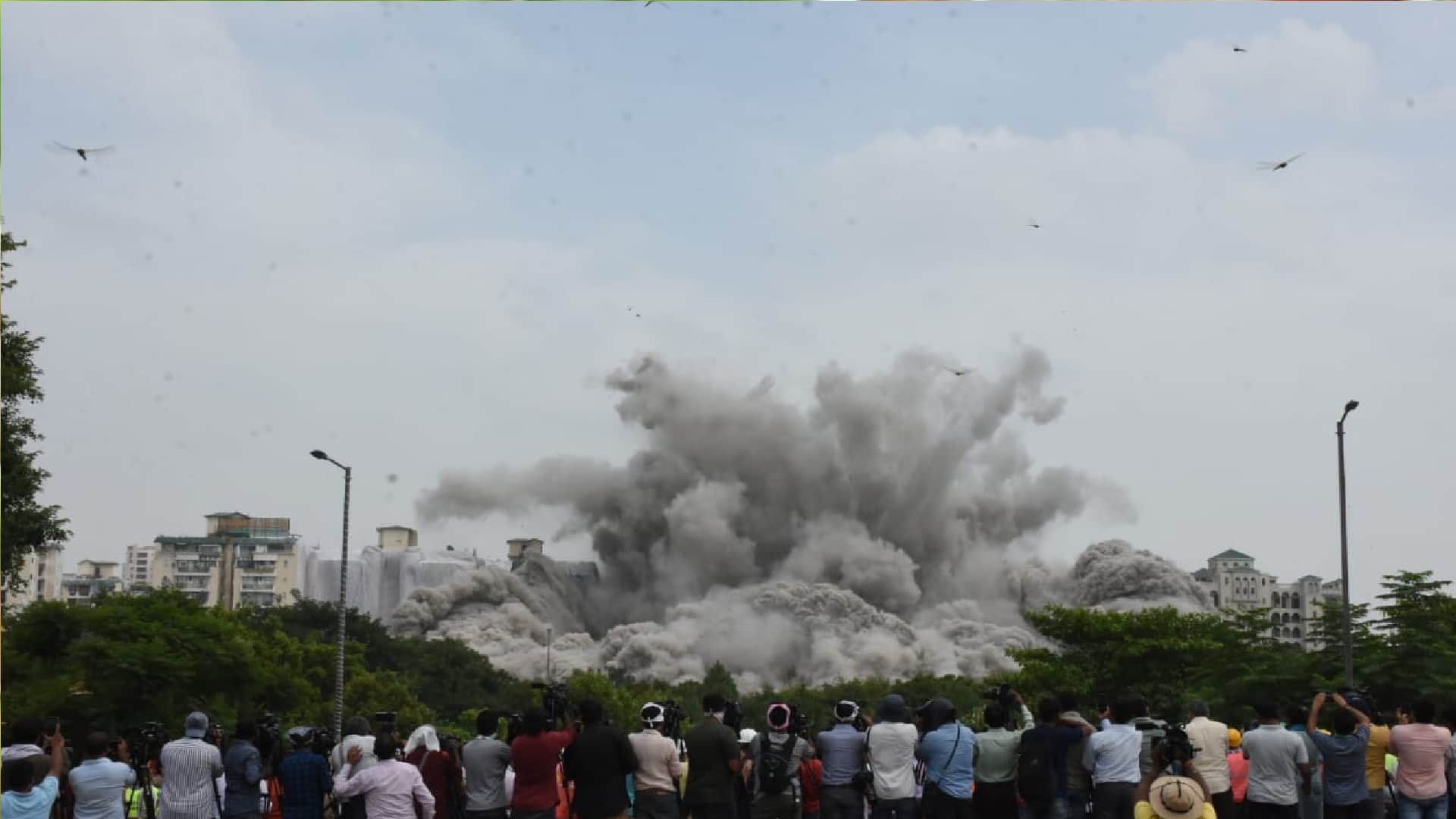 Twin Towers demolished Noida supertech Twin Towers demolished remote controlled blast