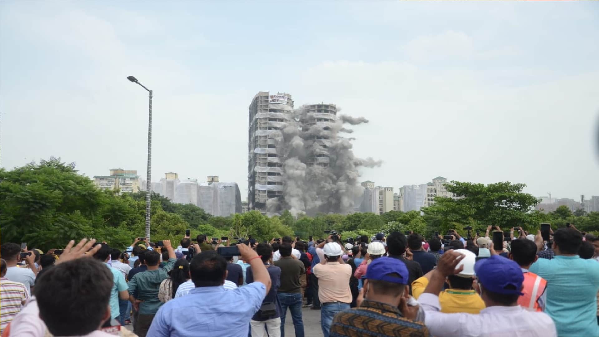 Twin Towers demolished Noida supertech Twin Towers demolished remote controlled blast