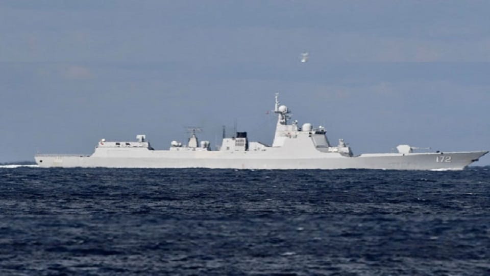US sends two warships through Taiwan Strait, China may Aggressive