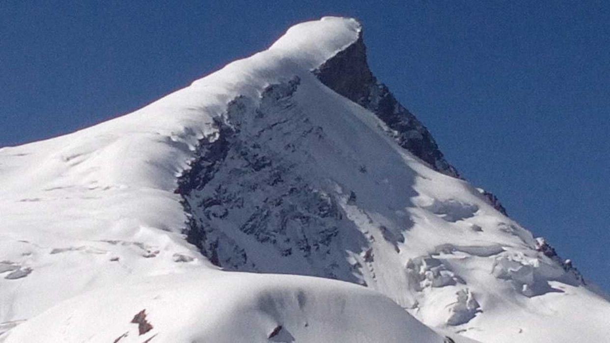 SSB Team Will Escales Mount Thelu