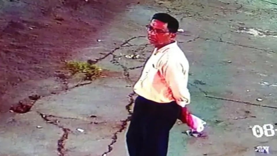 child thief case mathura doctor couple bargaining for baby to sell