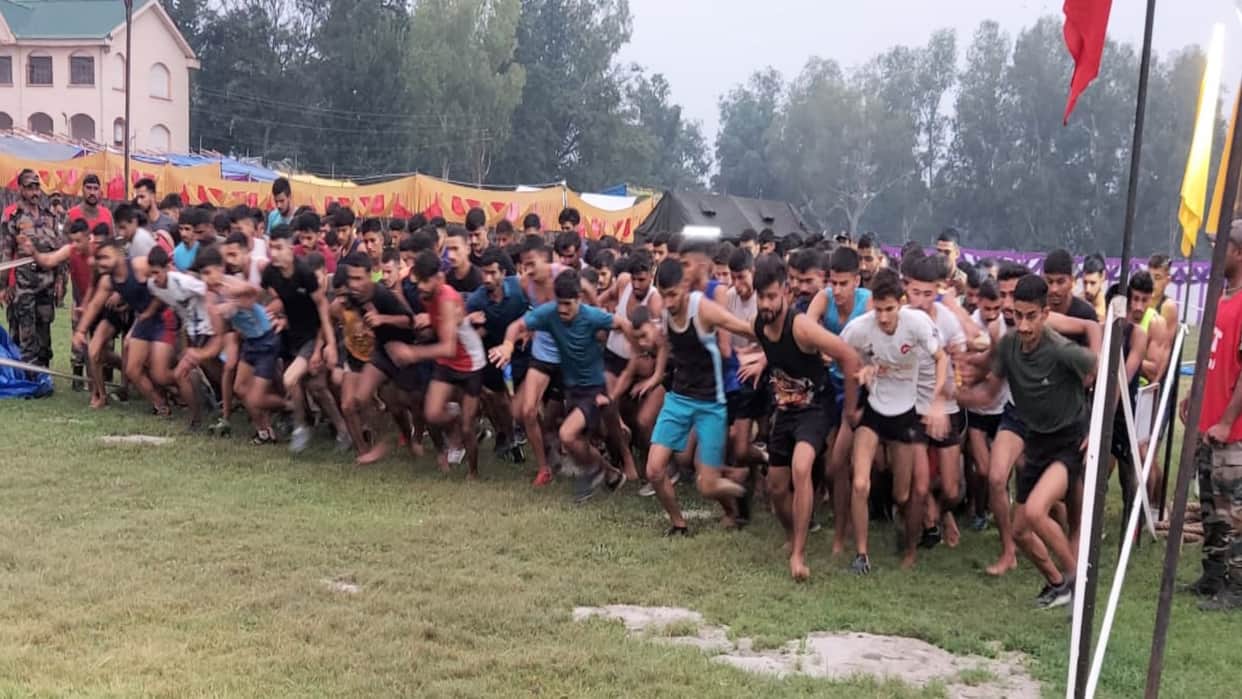 Agniveer bharti, youth showed great passion to become Agniveer in Sujanpur, see photos