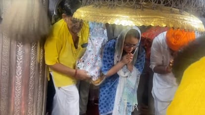 Jaisalmer Ramdevra fair begins district collector Tina Dabi worshipped baba ramdev
