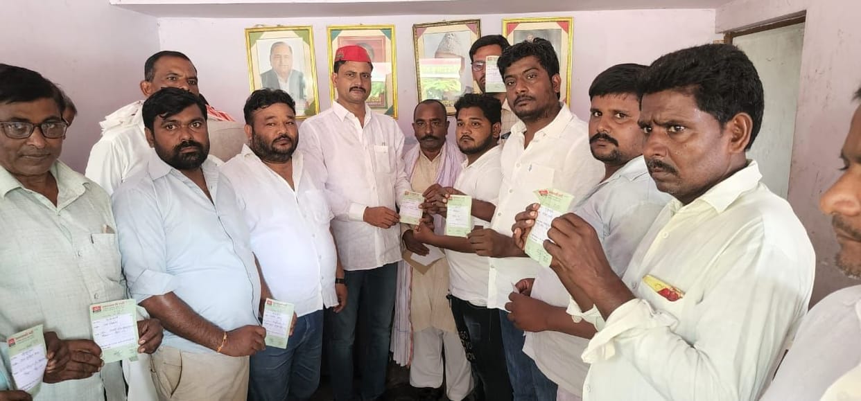 343 persons took membership of samajwadi party
