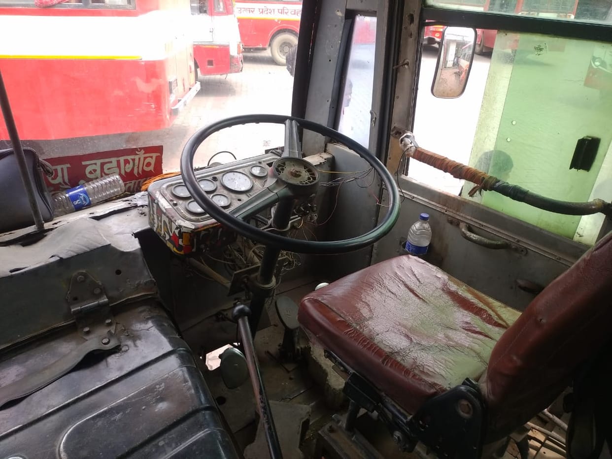 difficult to travel in buses
