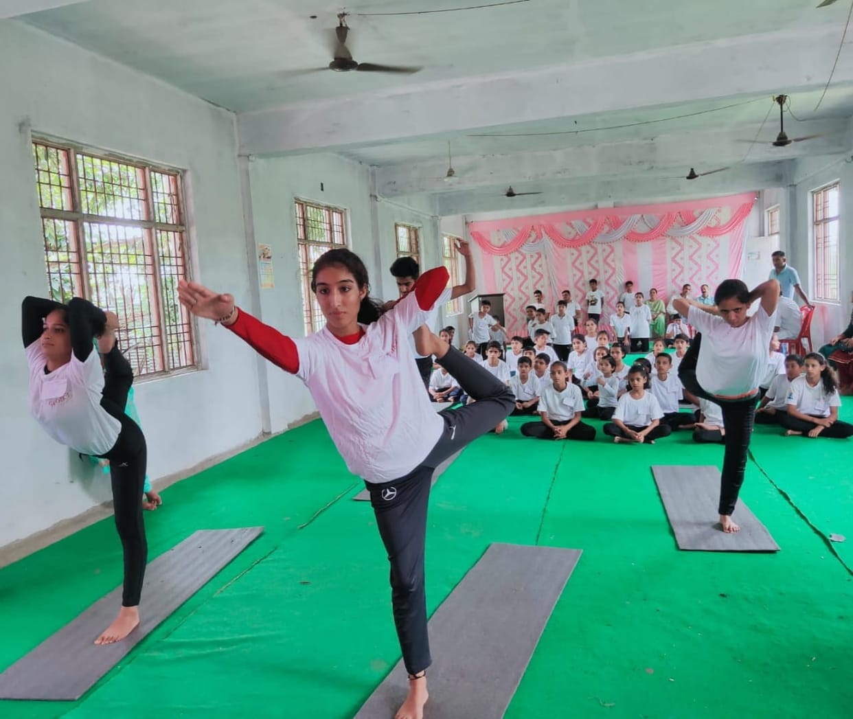 gulshan win yog comptition