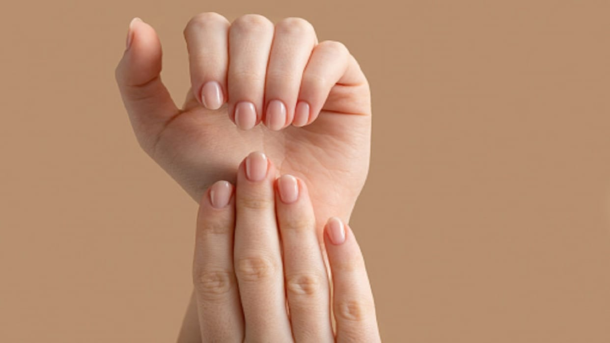 How To Do Manicure At Home With Natural Ingredients Know Procedure In Hindi