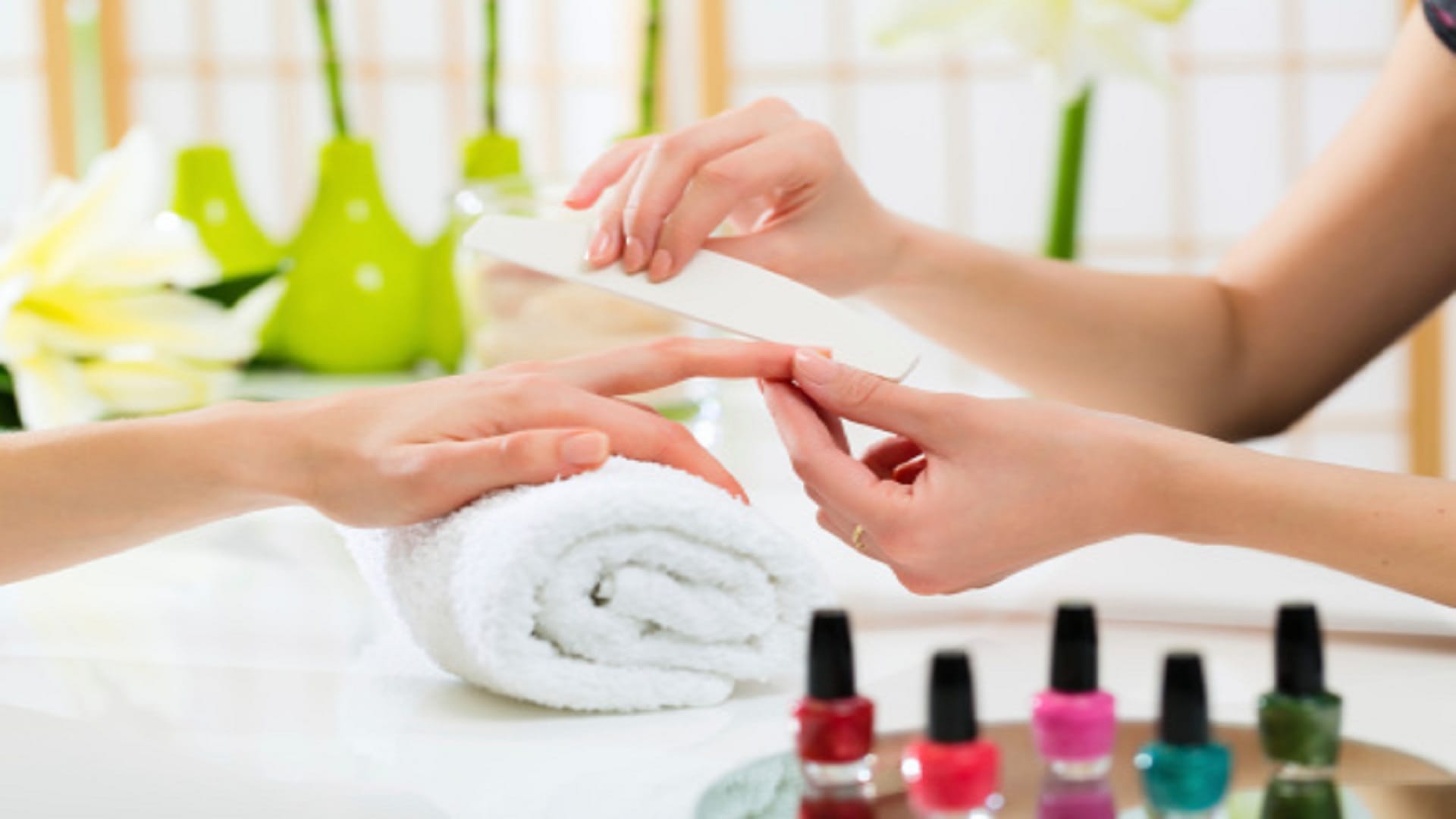 How To Do Manicure At Home With Natural Ingredients Know Procedure In Hindi