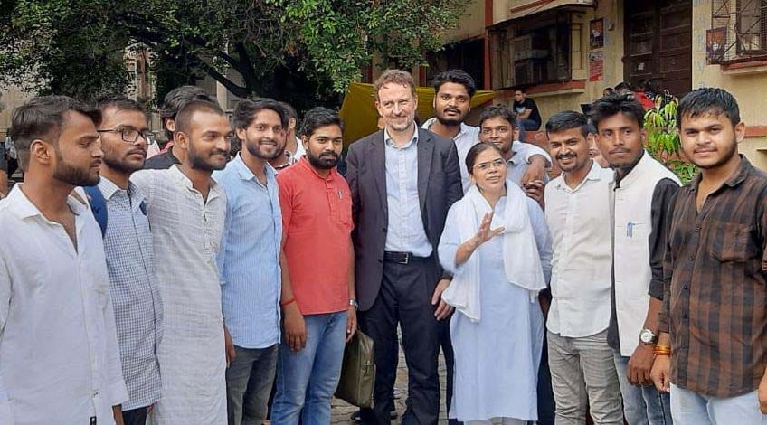 In Allahabad University Controversy escalated on arrival of British officers without permission