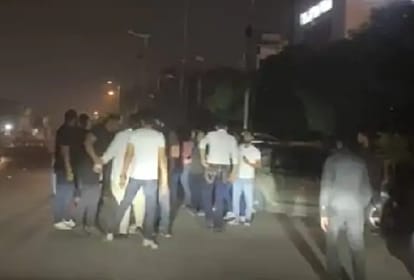 controversy broke out over touching girl in a pub in indore