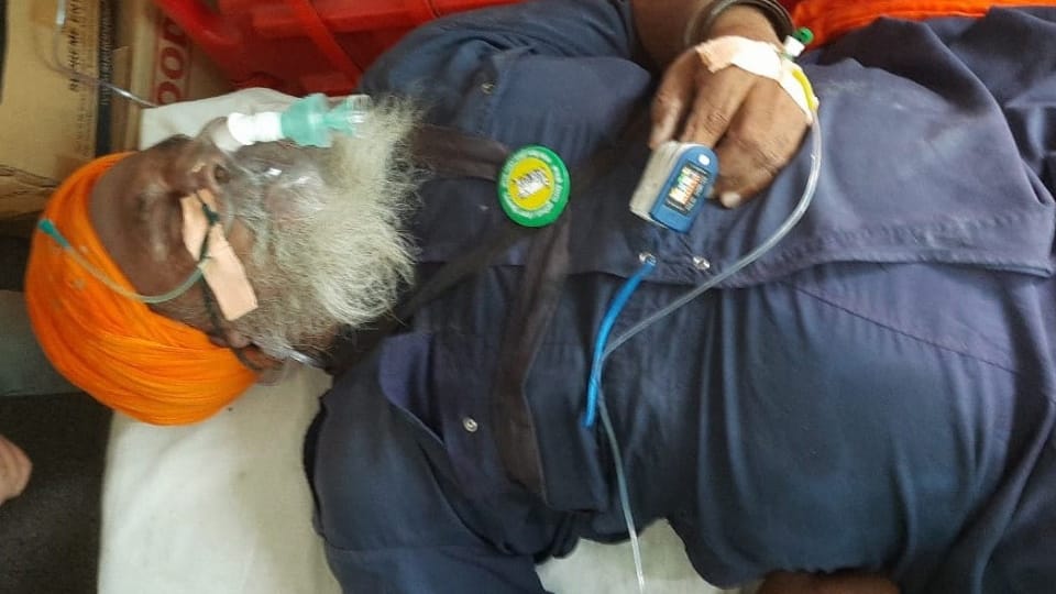 Farmer of Bathinda commit suicide in dharna outside dc office in Muktsar