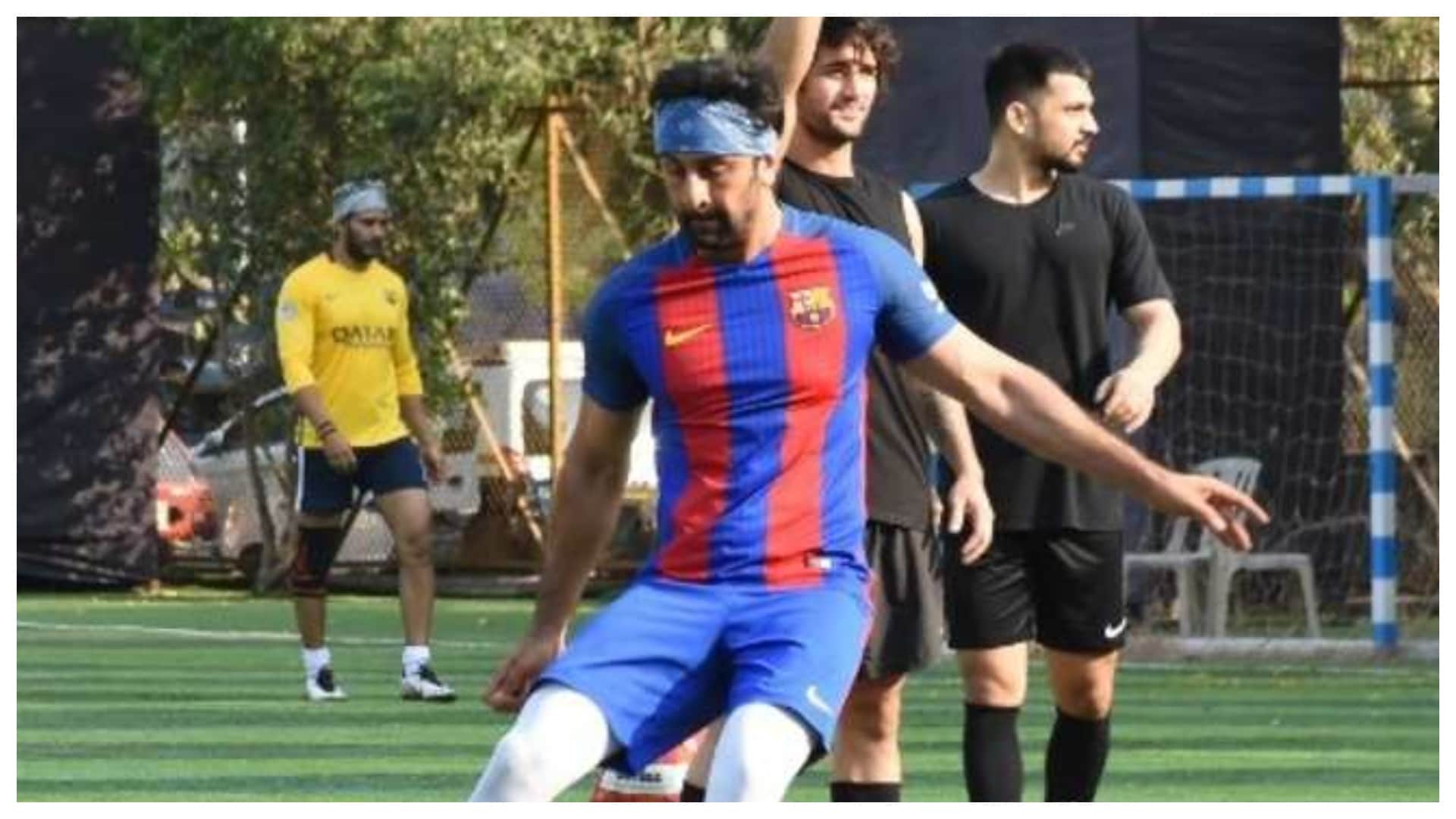 National Sports Day 2022: Bollywood Celebrities Who Interested in Games Apart From Acting Kartik to Deepika