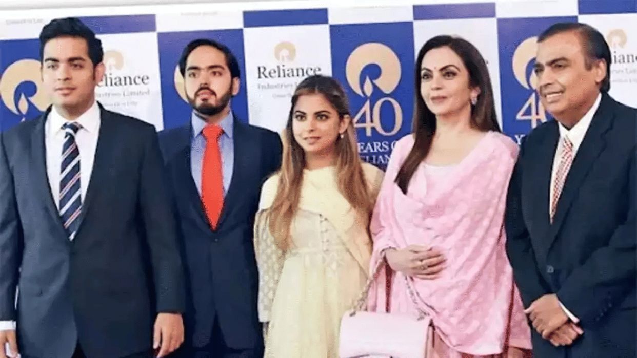 Mukesh Ambani announce Daughter Isha to head Reliance retail business