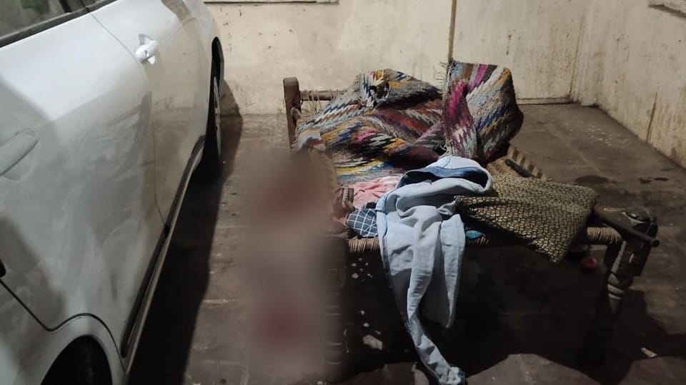 miscreants robbed the businessman house in kheragarh agra