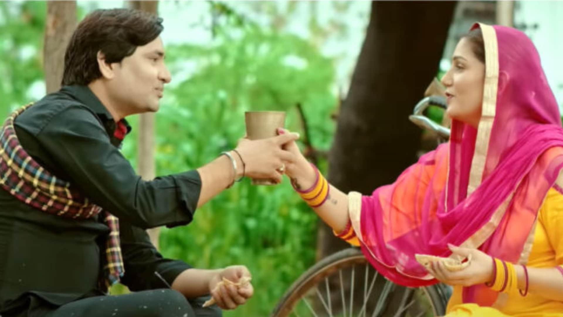 Sapna Choudhary new song LoveYou Gori Re released fans love desi look of haryanvi dancing queen gets viral