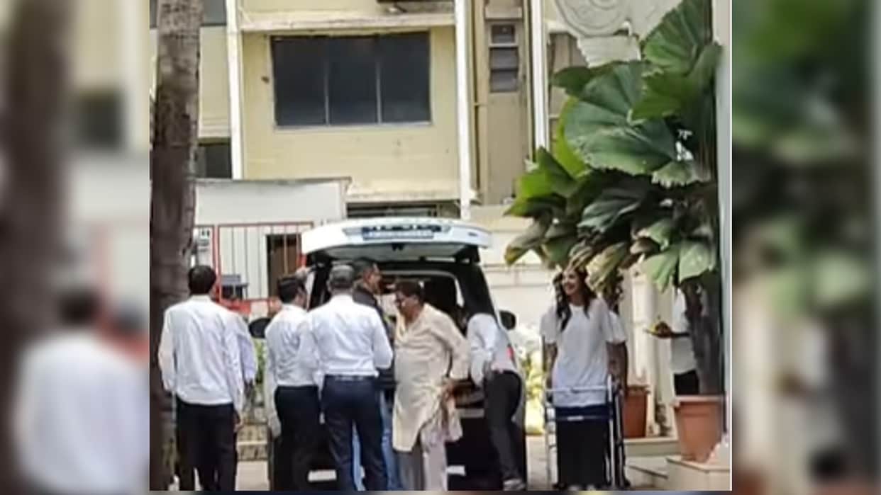 Shilpa Shetty welcomes Lord Ganesha home see Video here