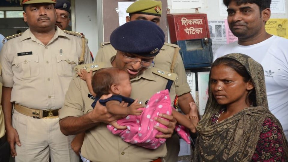 child thief case mathura doctor couple bargaining for baby to sell