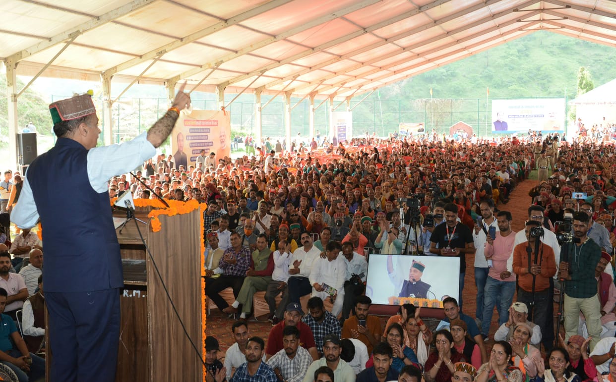 cm Jairam gave a gift of 44.70 crores to Ani of Kullu
