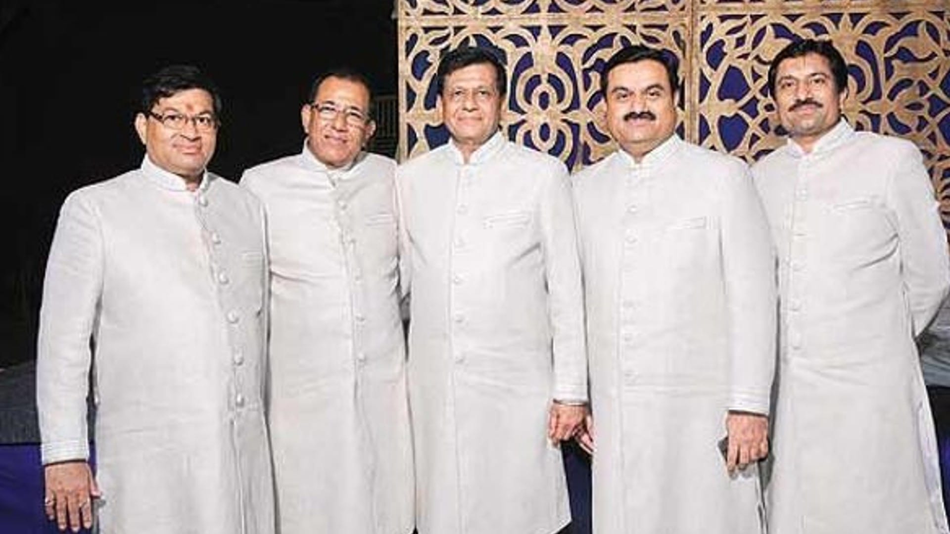 Gautam Adani Family: Gautam Adani lived in a chawl with seven siblings, know more about family?