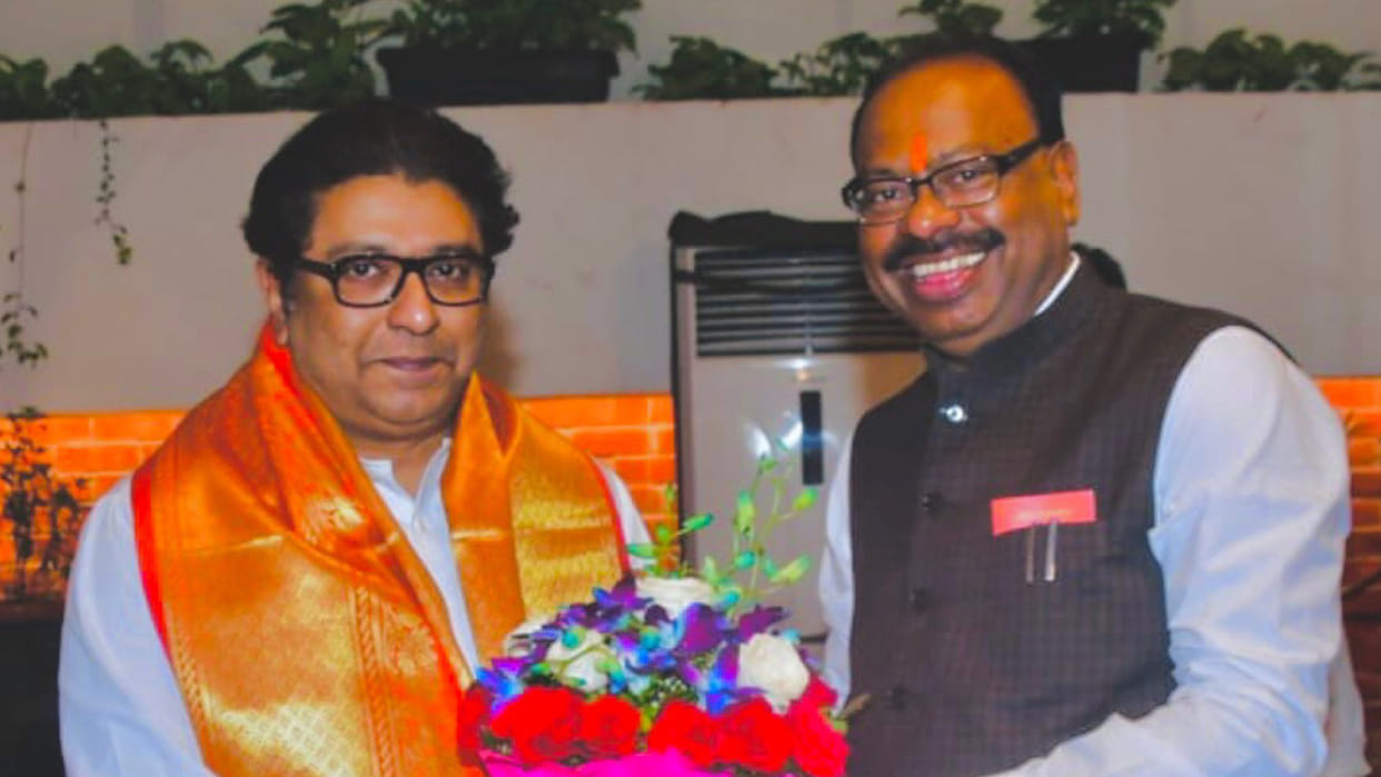 Maharashtra BJP president Chandrashekhar Bawankule meets Raj Thackeray