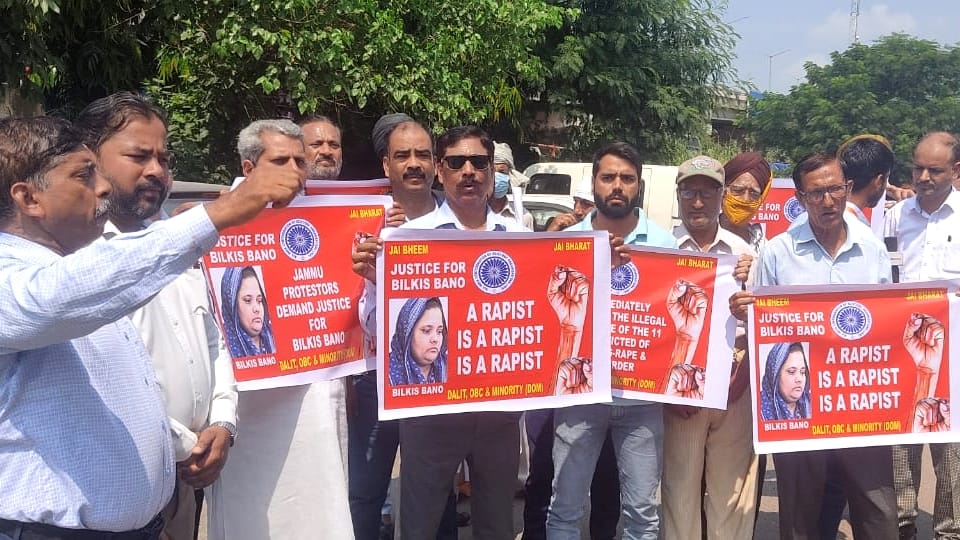 jammu Dom members protest against release of rapists of bilkis bano case demand justice