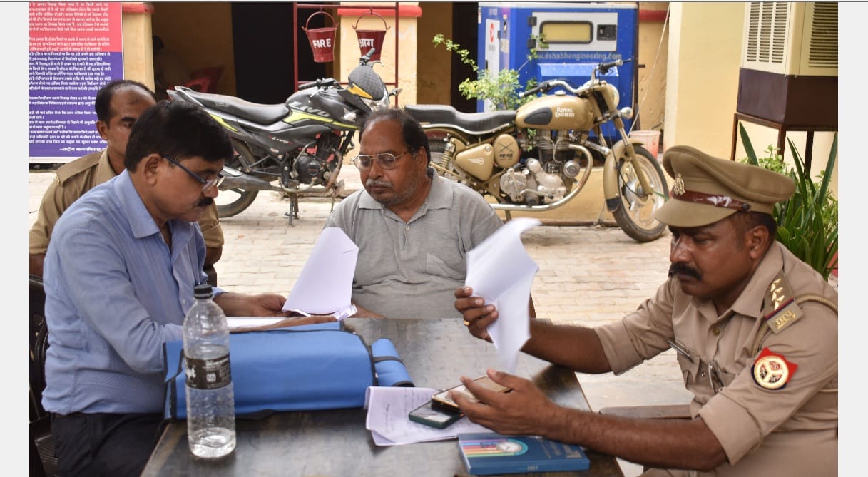 Sacked bank officer arrested for embezzlement of 2.27 crore, EOW team caught from home
