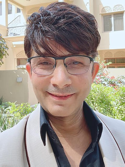 मुंबई एयरपोर्ट से गिरफ्तार हुए केआरके