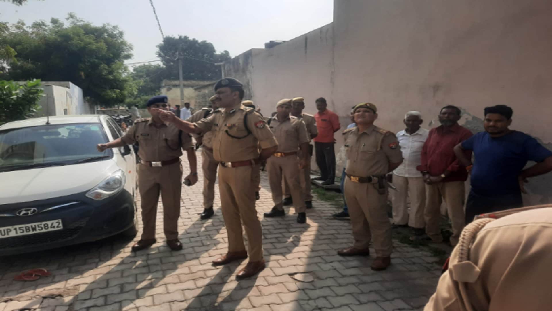 Meerut Murder: Mavi Showed sympathy to the Bank managers Family after killing Sikha and her son