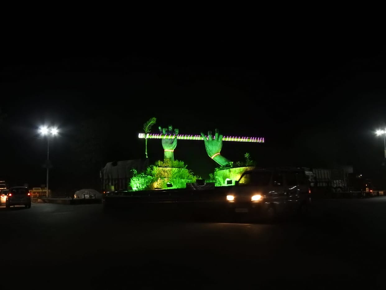 Flyover will start from next month at Bansuri crossroads