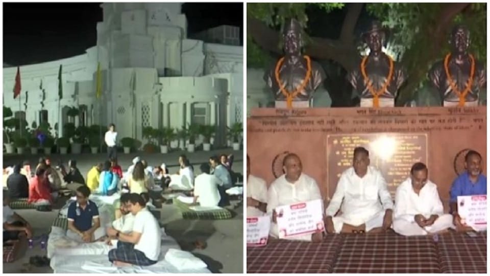 AAP and BJP MLAs demonstrated in Delhi Assembly on Monday night