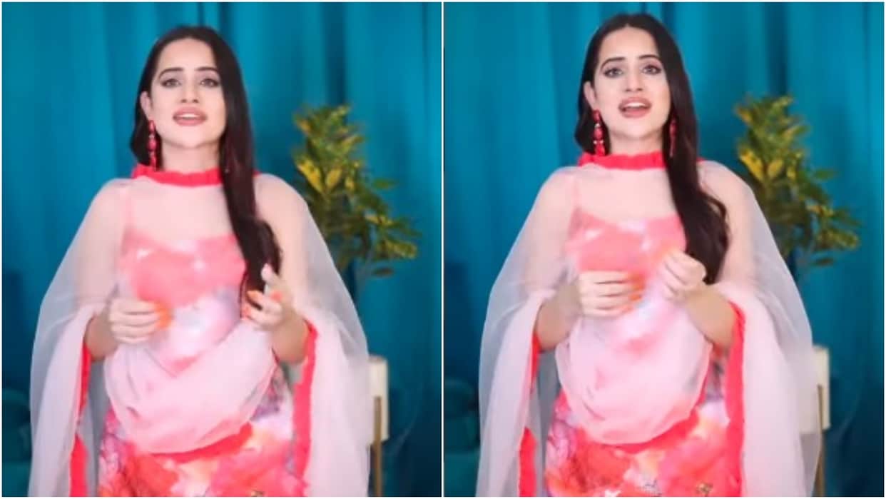urfi javed shared her video singing ganesh vandana on instagram netizens compared her with dhinchak pooja