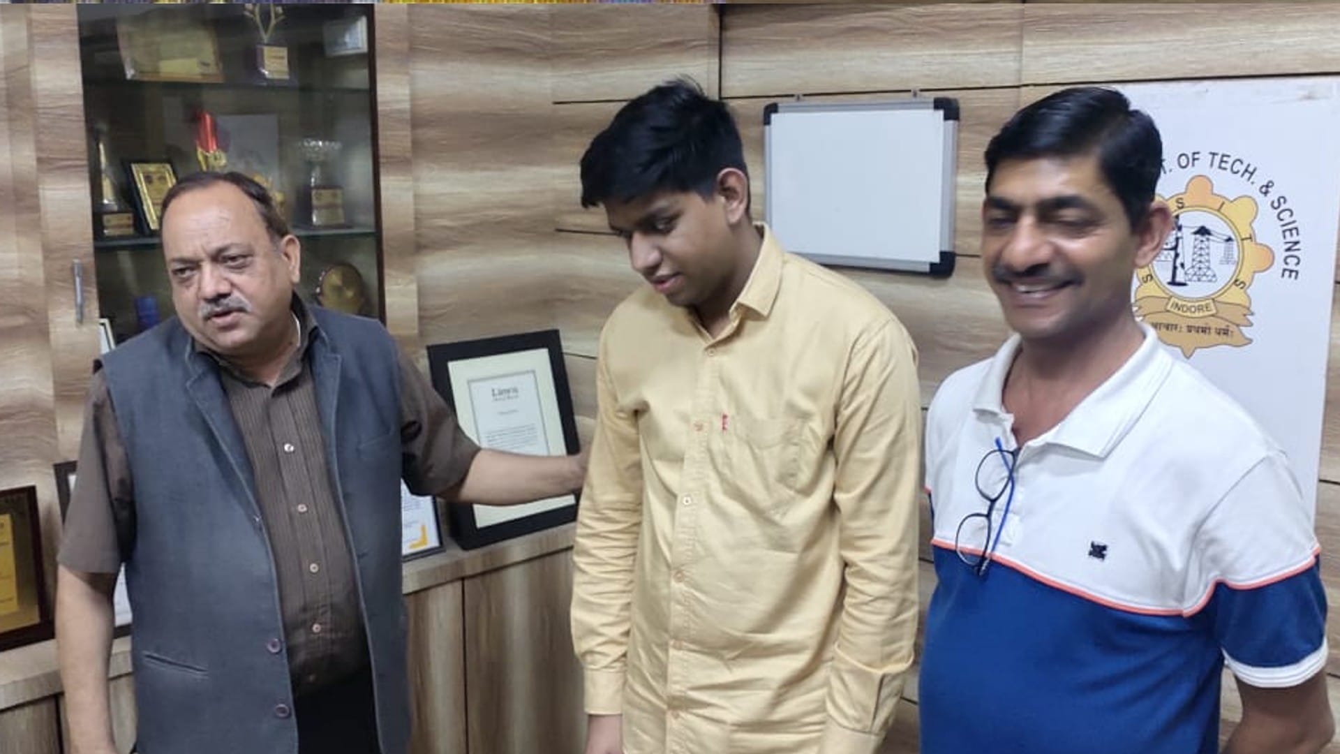 Indore's blind Yash got 50 lakh job offer annually, Microsoft's expert was shocked to see the coding speed