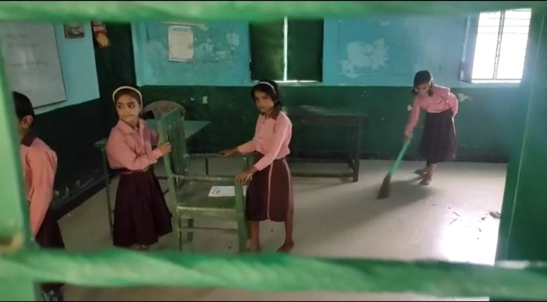 Banda: Video of students sweeping Composite School goes viral, investigation begins