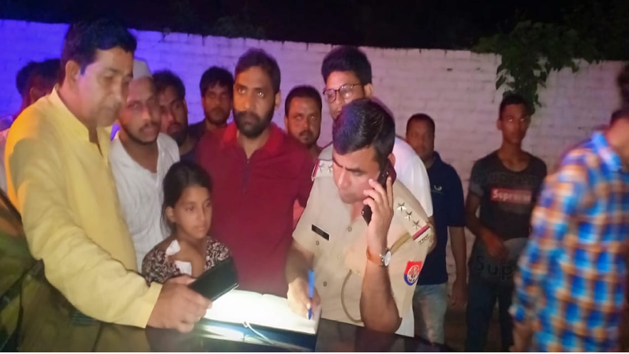 Miscreants ran away after snatching a six-month-old child in Bijnor