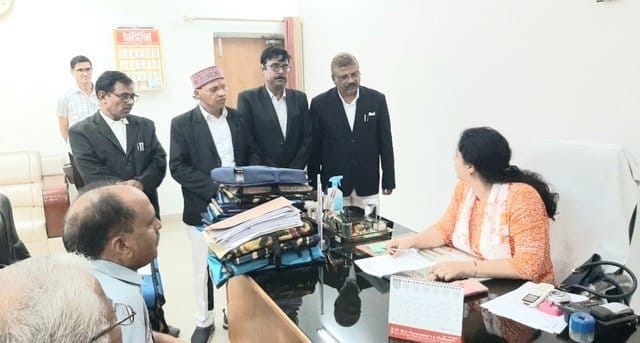 District consumer forum running in dilapidated building fear of accident