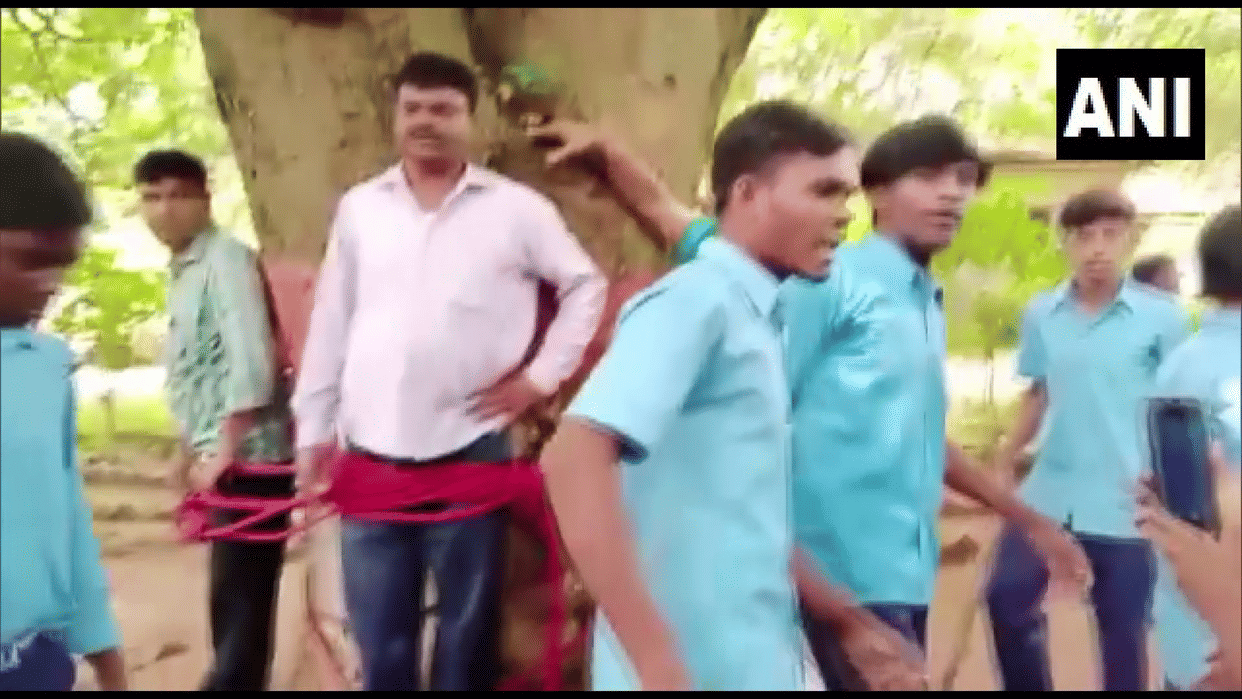 Jharkhand: Students beat up teachers by tying them to trees, accused of giving less marks in practical