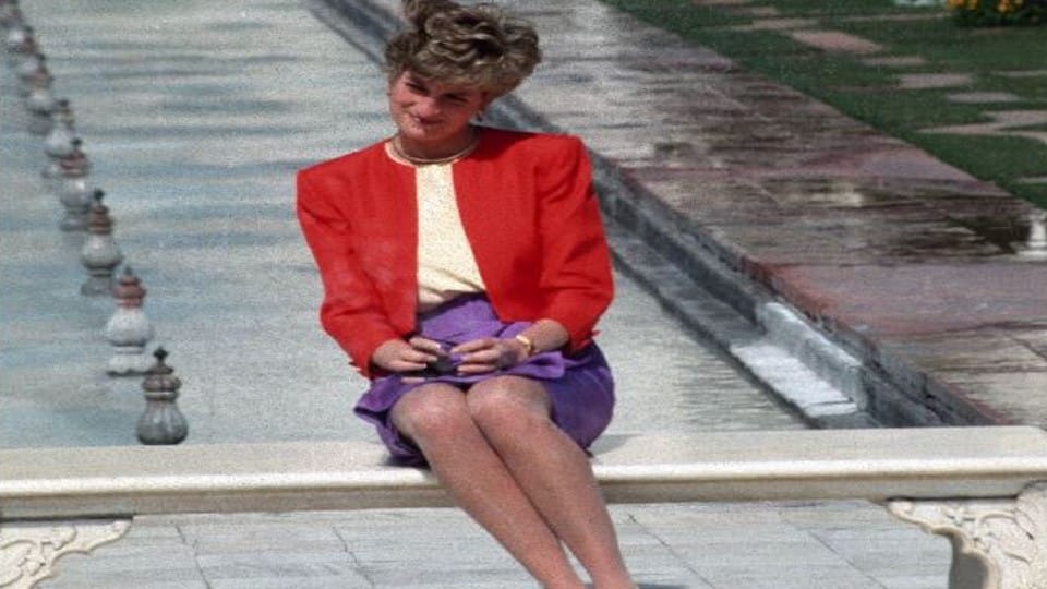 princess Diana left her mark forever in the Taj Mahal as Diana bench