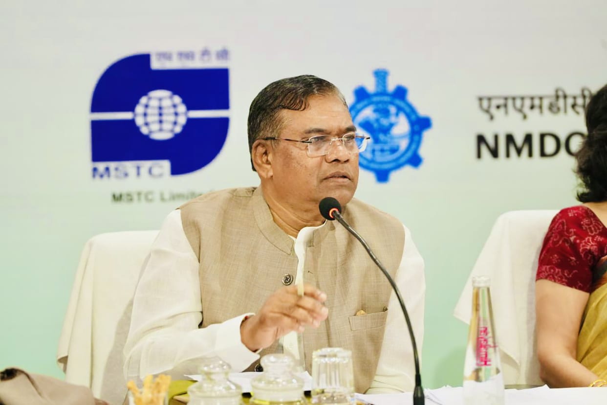 Union minister Kulaste Twitter account hacked, know all about