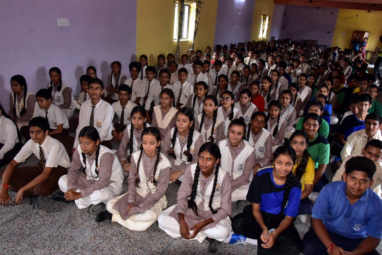 Do not be afraid of police, students share your information and problems: SP Crime