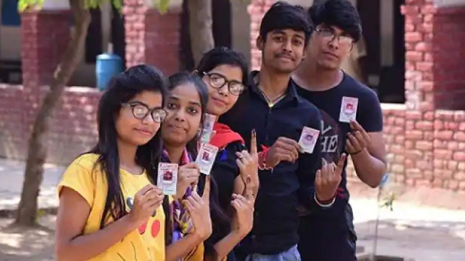 Himachal Election: From startup fund to five lakh jobs, Congress made 10 promises, know their political meanin