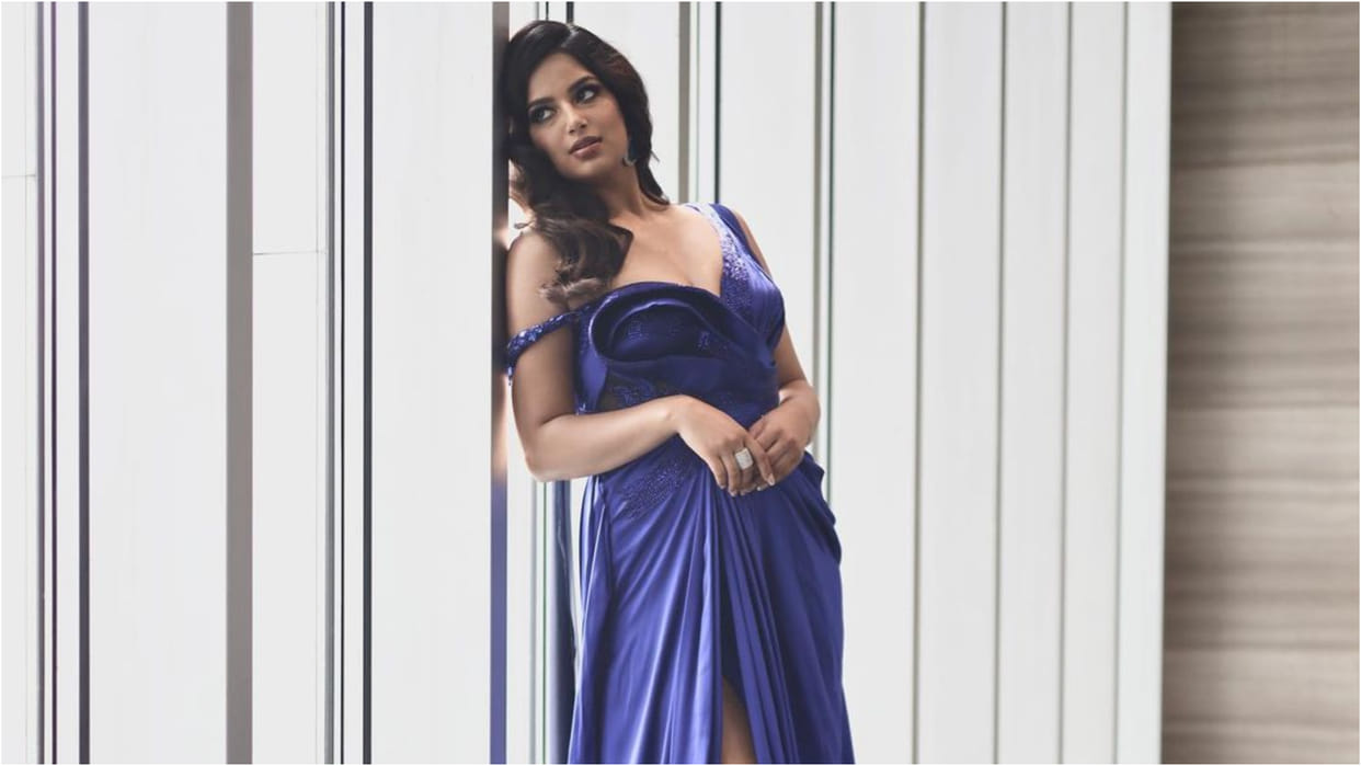 miss ub=niverse harnaaz sandhu attract in blue satin gown in filmfare 2022