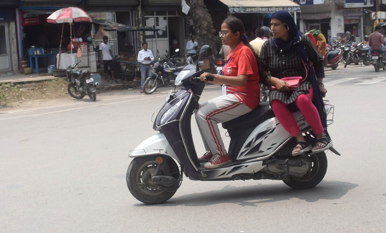 The people of the district did not improve even after paying a fine of one and a half crores