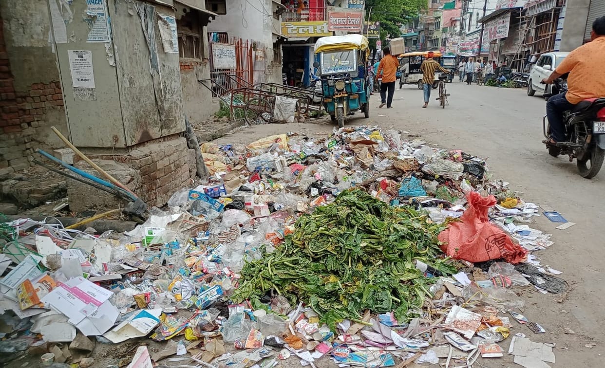 Where was the garbage dumped, there is a protest in Basantpur and Banrahi