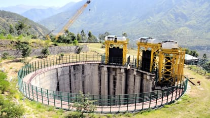 Himachal is the first state in the country to formulate electricity surplus and energy policy, Light of happin