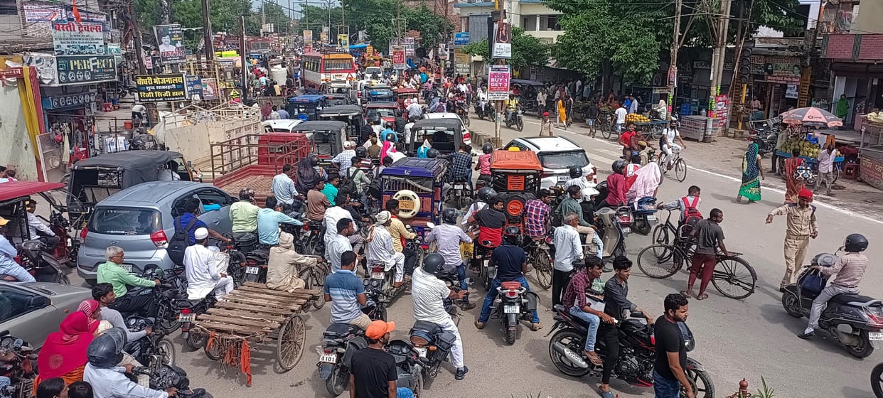 Jam at every intersection, common man lightened
