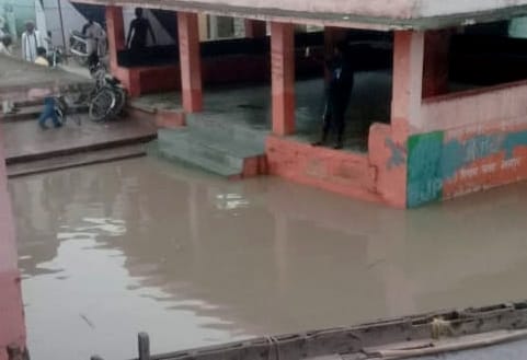 Water level reduced by one meter, problem remains as it is