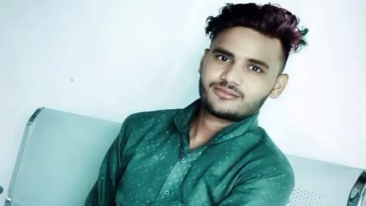 Bike rider dies due to tractor collision in amroha
