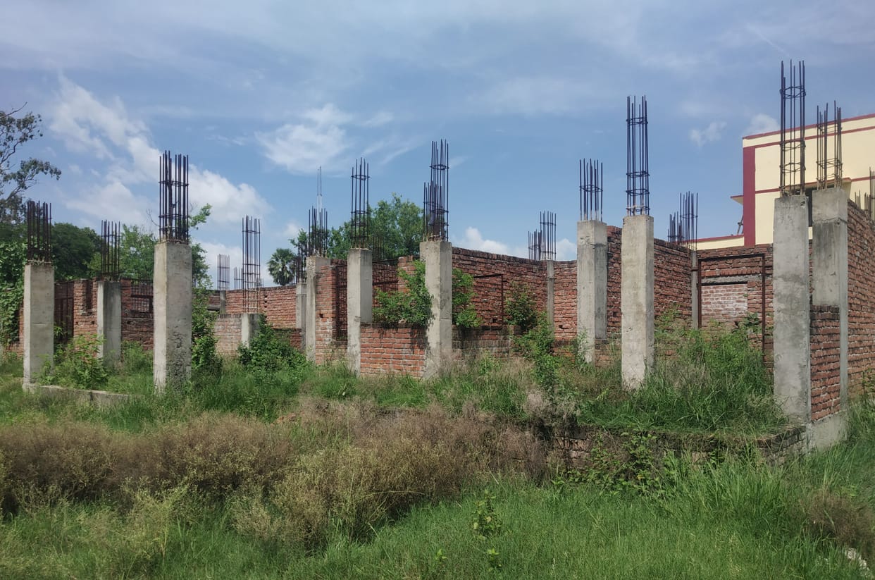 Construction of Common Service Center building is stalled for one year due to lack of budget