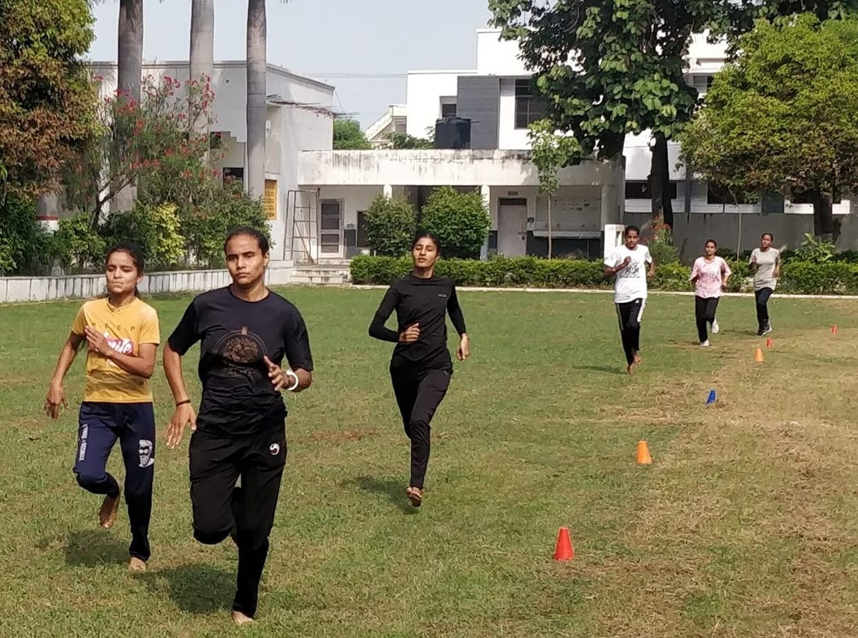 Shubhacharan left everyone behind in 800 meters race