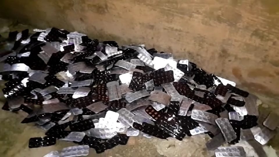 Aligarh News Heaps of medicines supplied to government hospitals were found